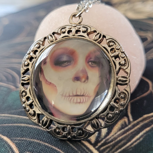 Hollow Muse Ornate Pendant