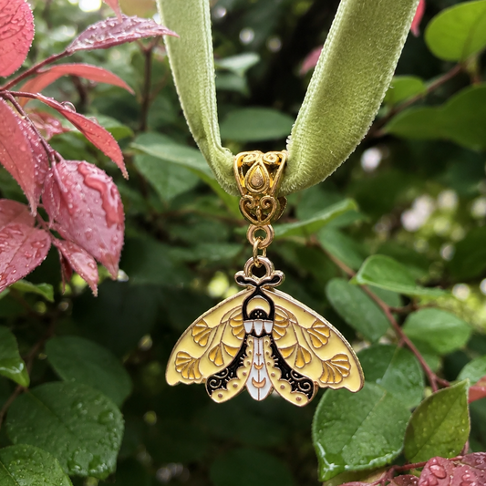 Woodland Moth Velvet Choker
