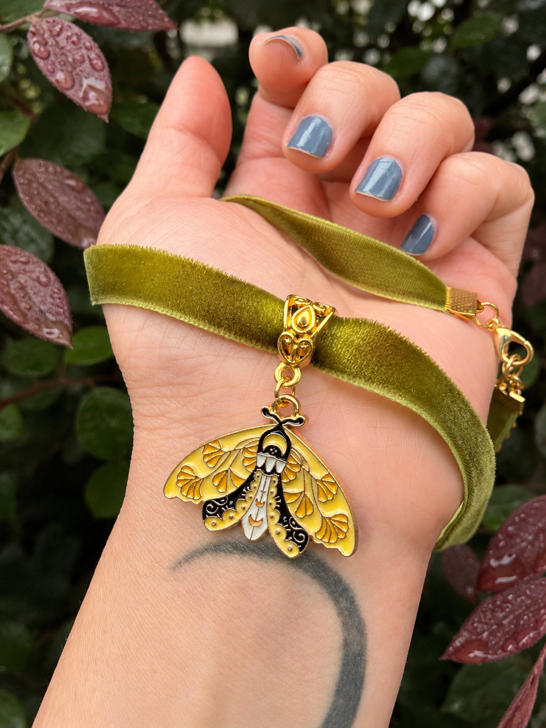 Woodland Moth Velvet Choker